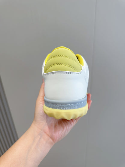 Gu Shoes