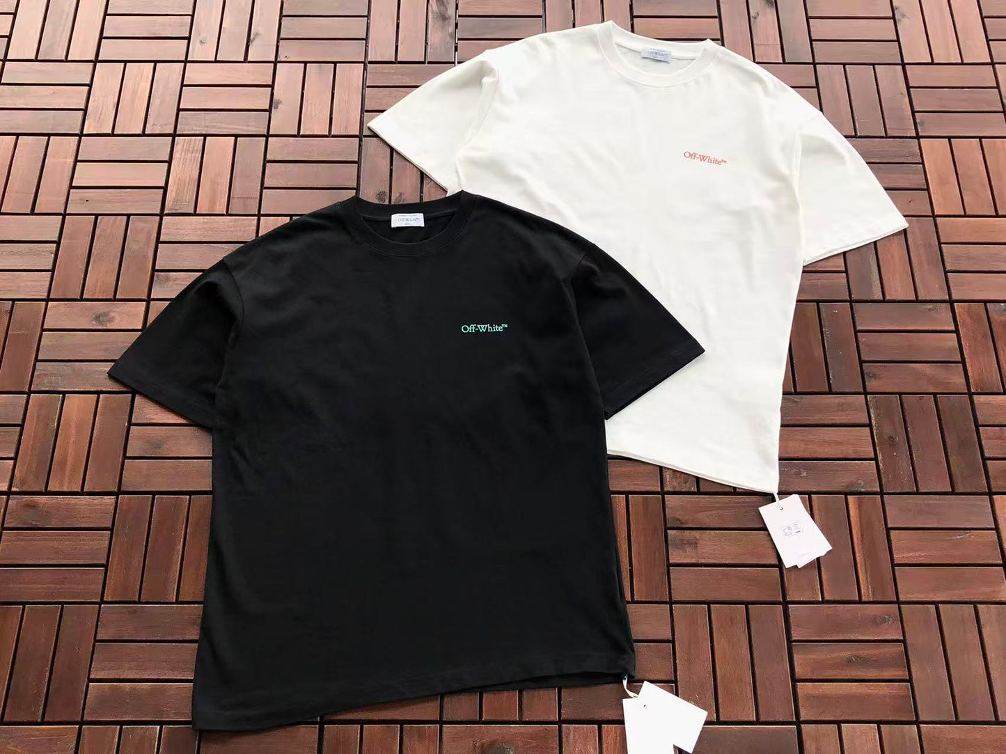 T-shirt Off