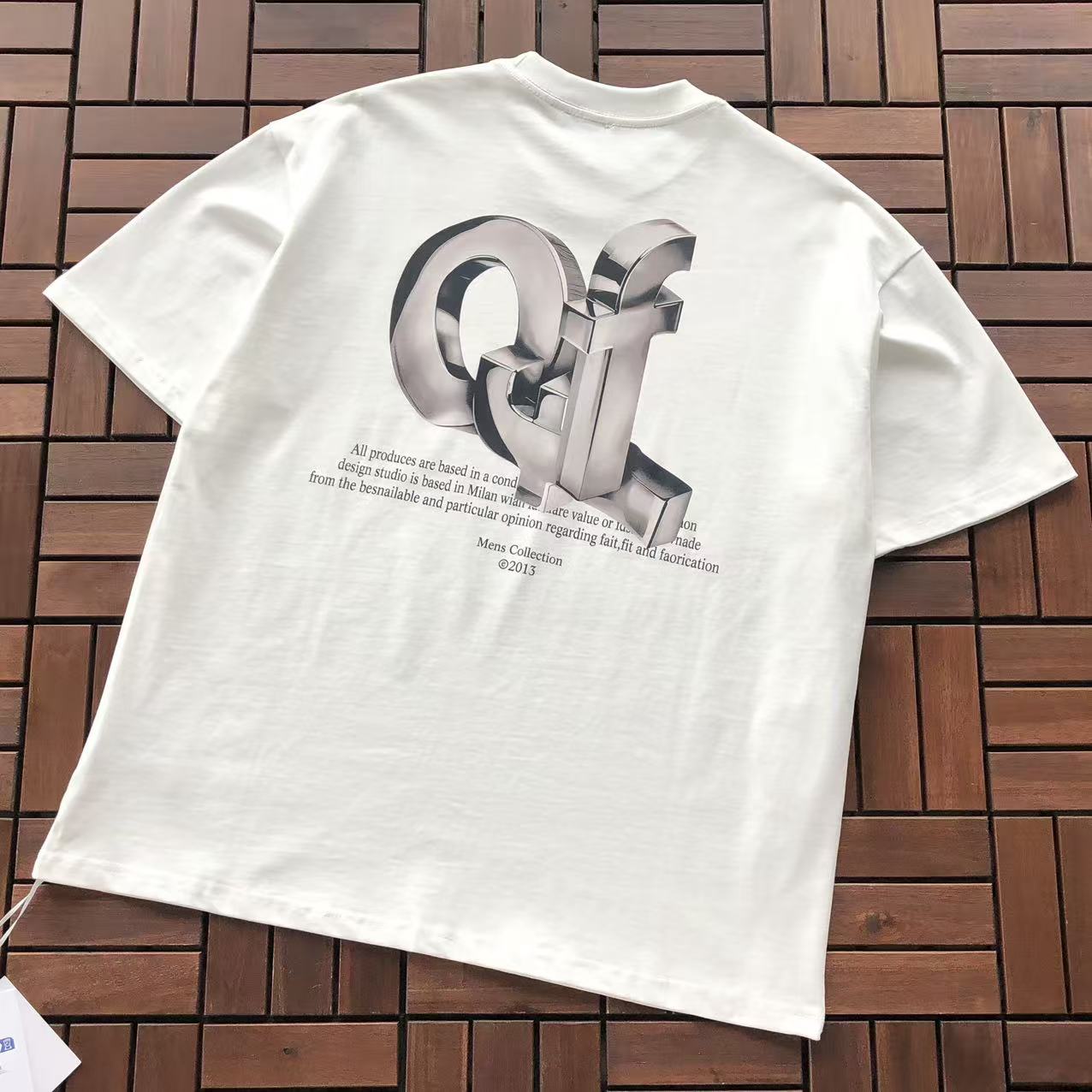 T-shirt Off
