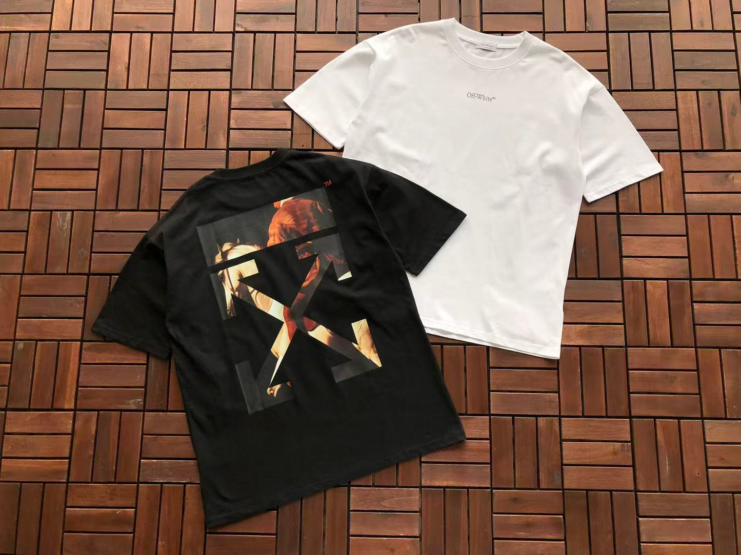 T-shirt Off