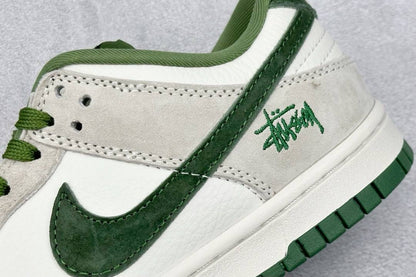 Dunk Low Stussy