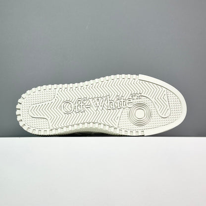 OF 3.0 Off-Court Black White