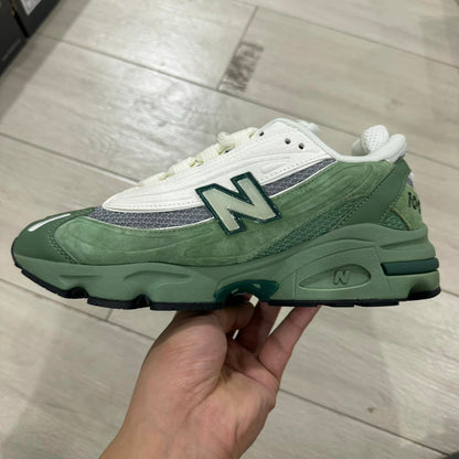 New Balance 1000 Green