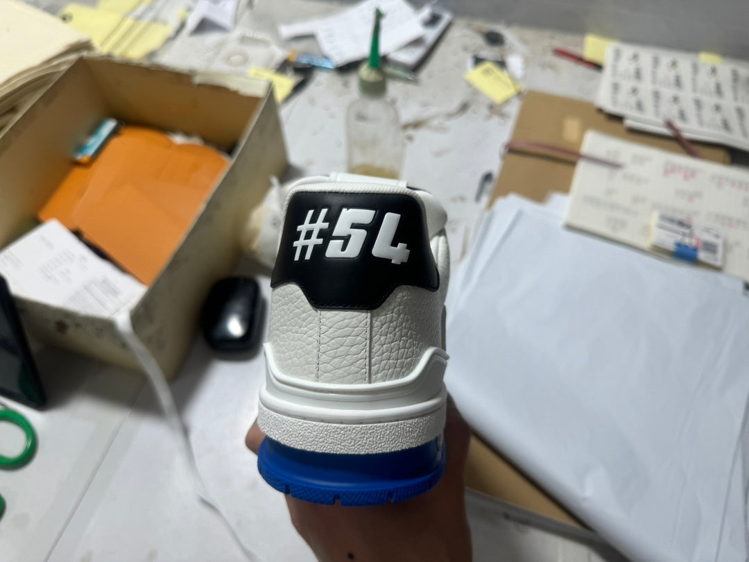 Trainer White and Blue