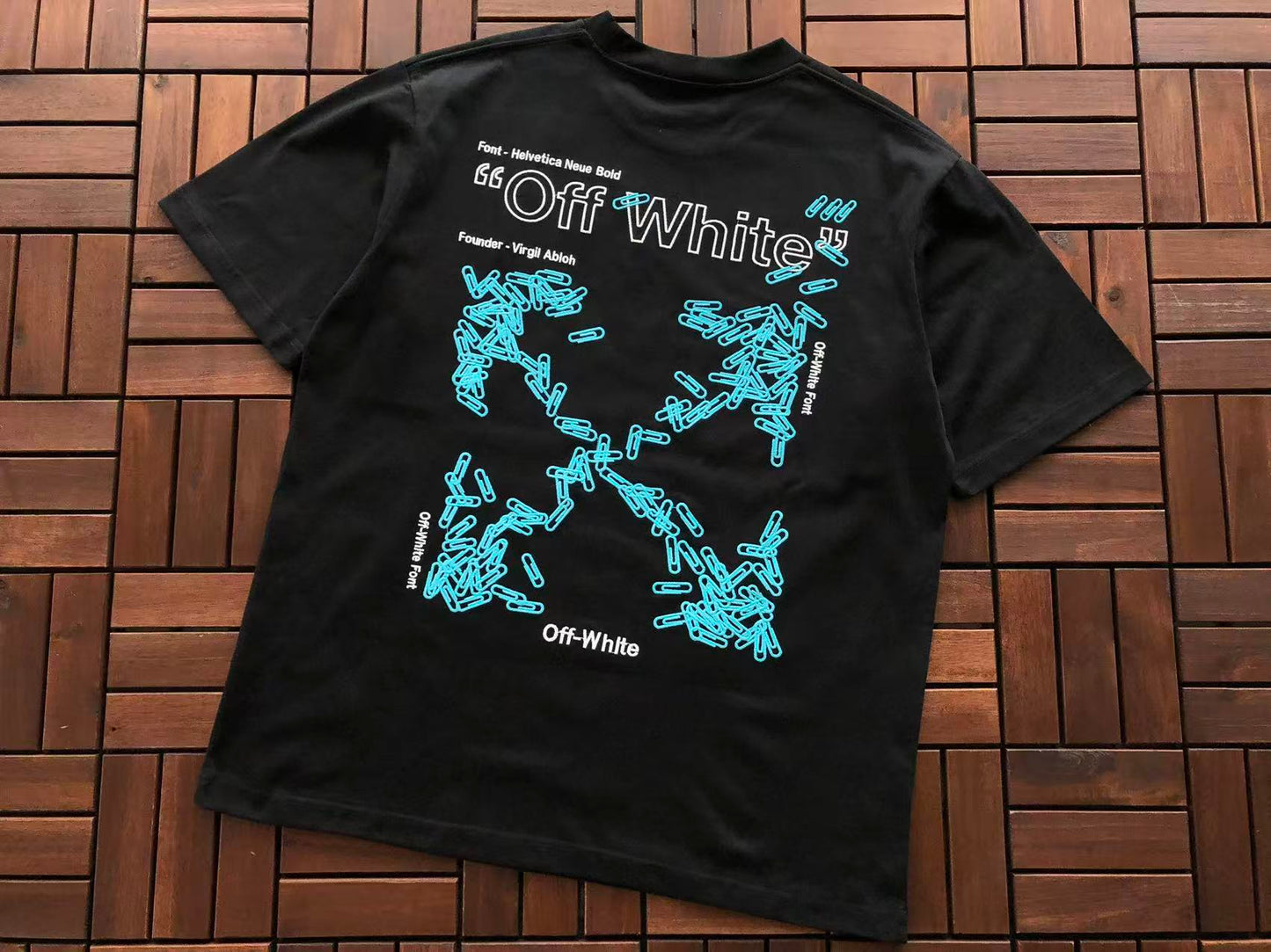 T-shirt Off