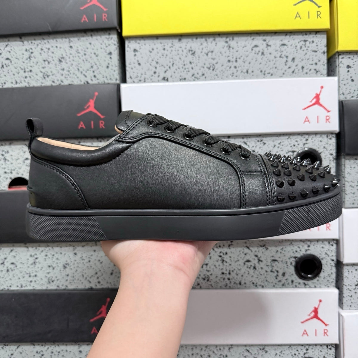 Cristhian Louboutin Vieira Spikes Black