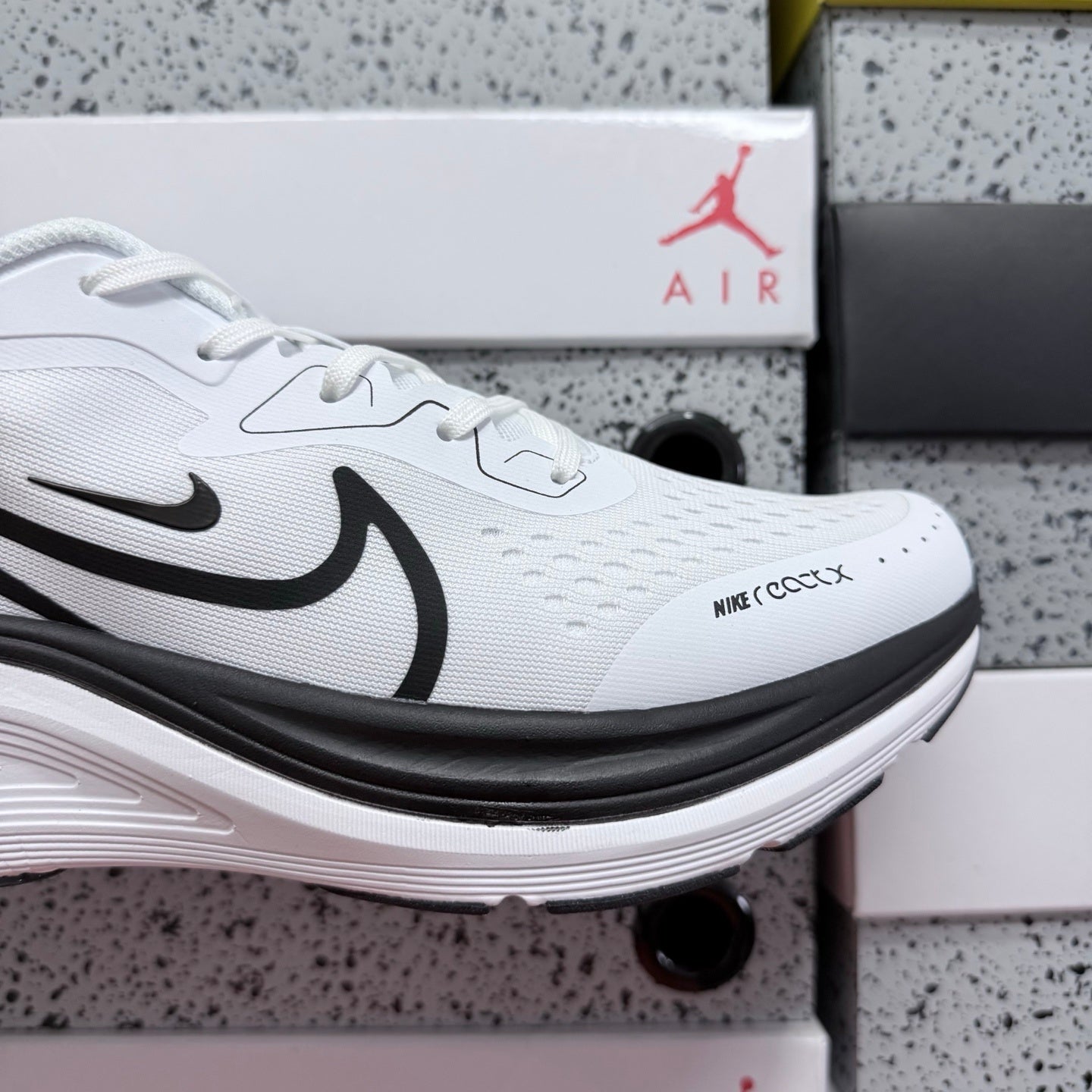 Nk Air Alphazoom White/Black
