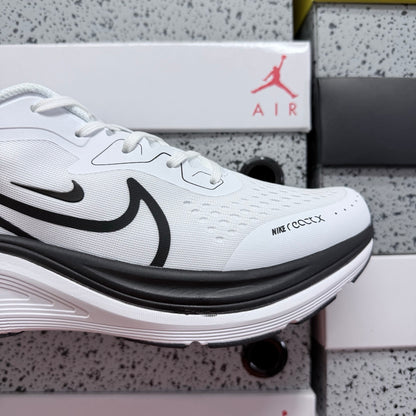 Nk Air Alphazoom White/Black