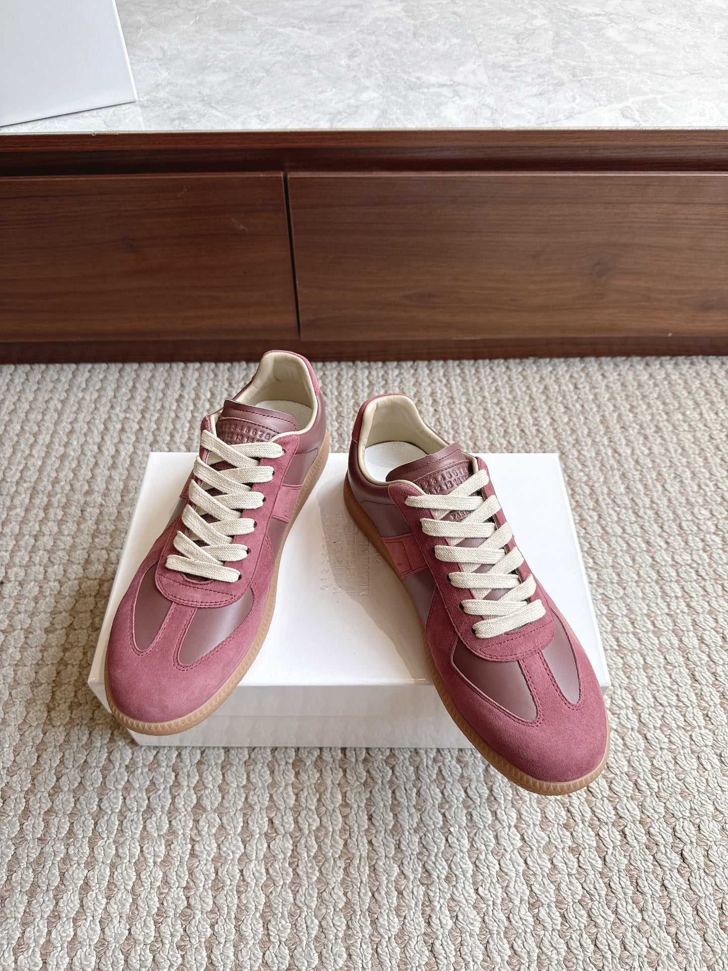 Maison Wine Gum Sole
