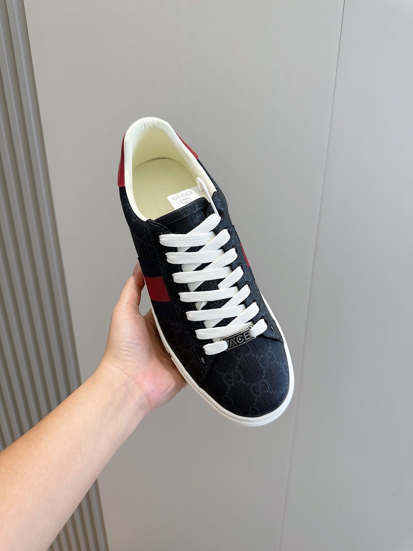 Gu Shoes