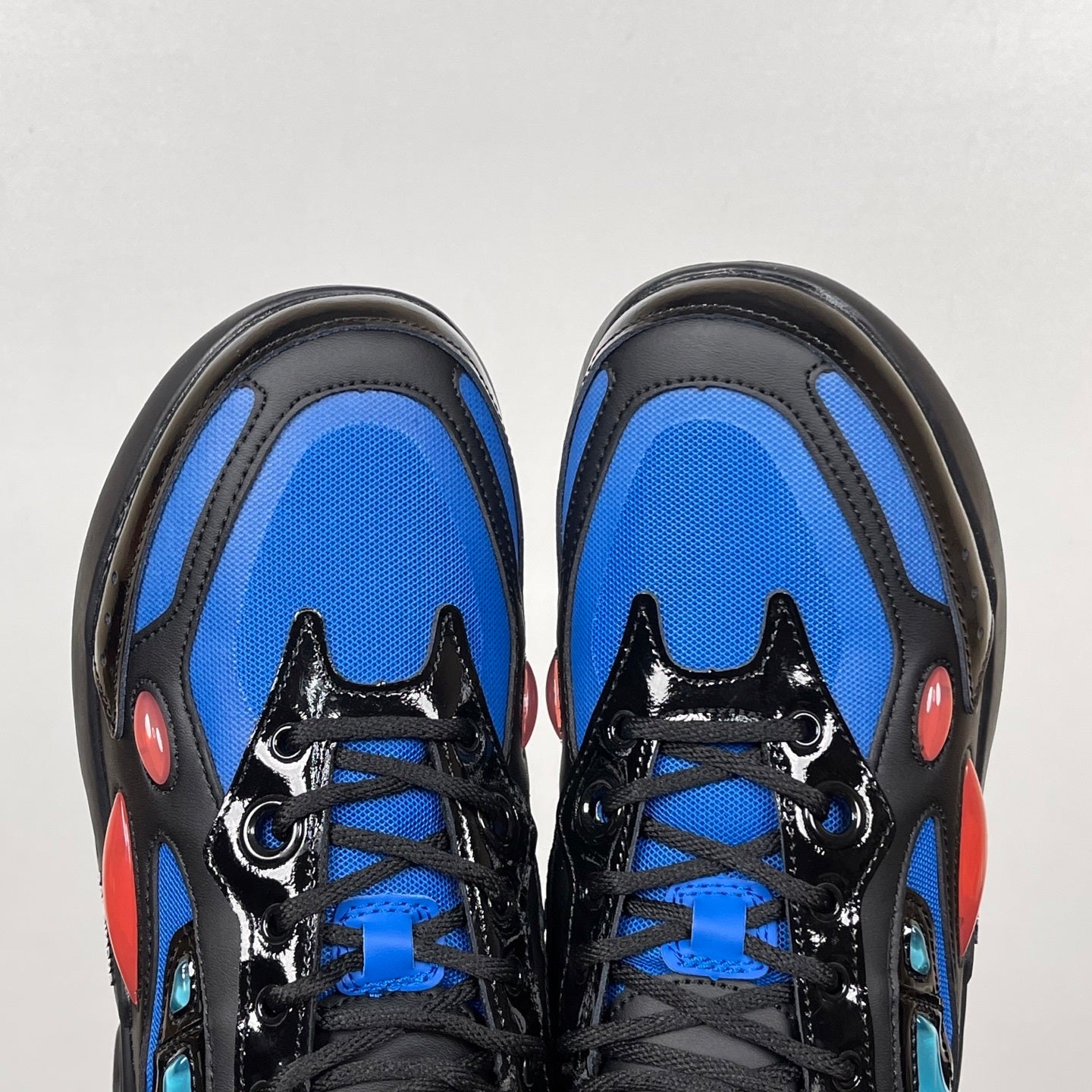 Cylon-21 Black and Blue
