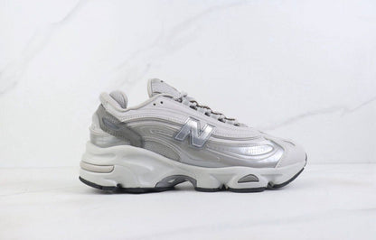 1000 White