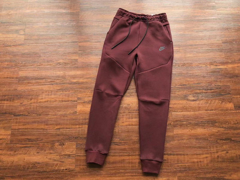 Conjunto Tech Fleece Bordô e Vermelho