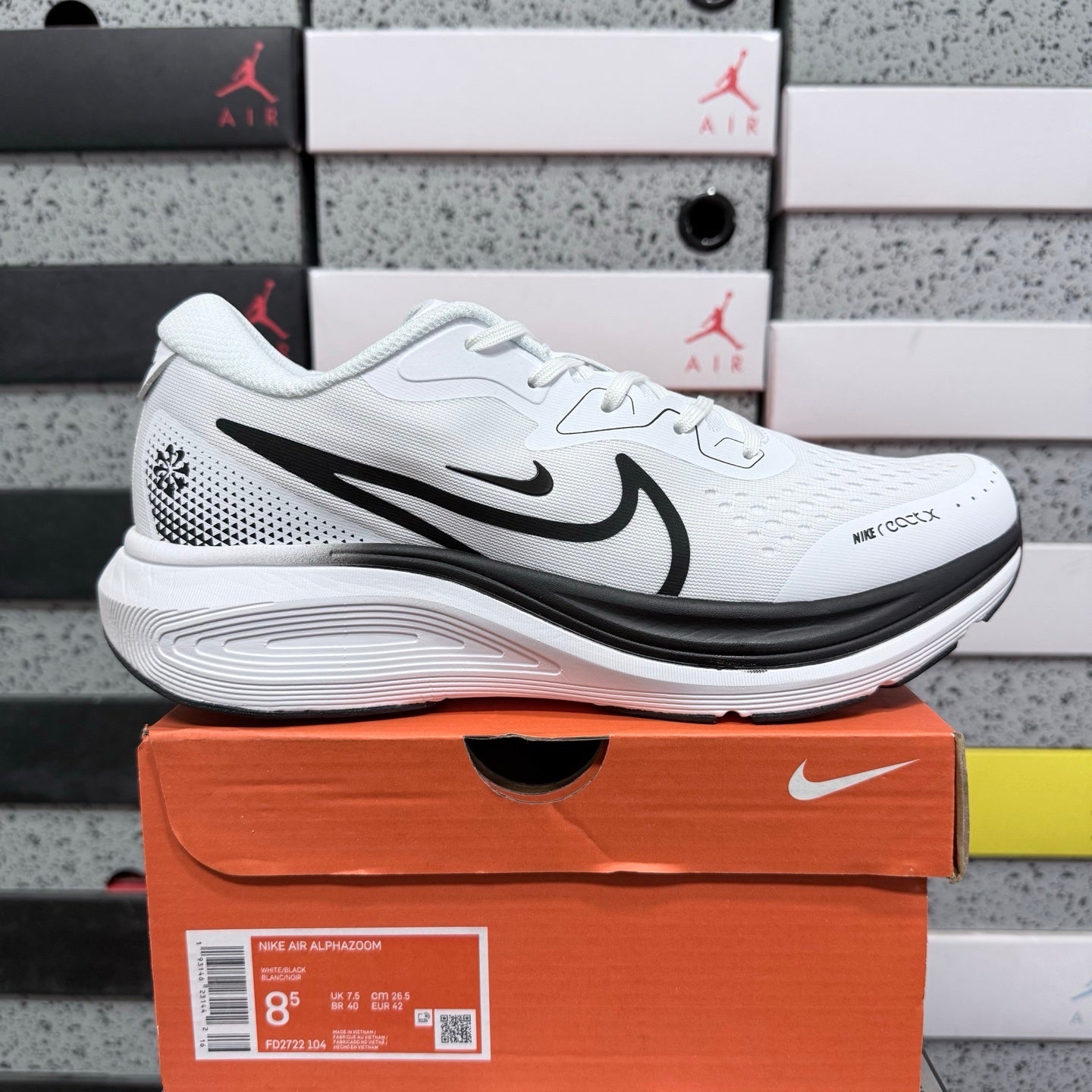 Nk Air Alphazoom White/Black