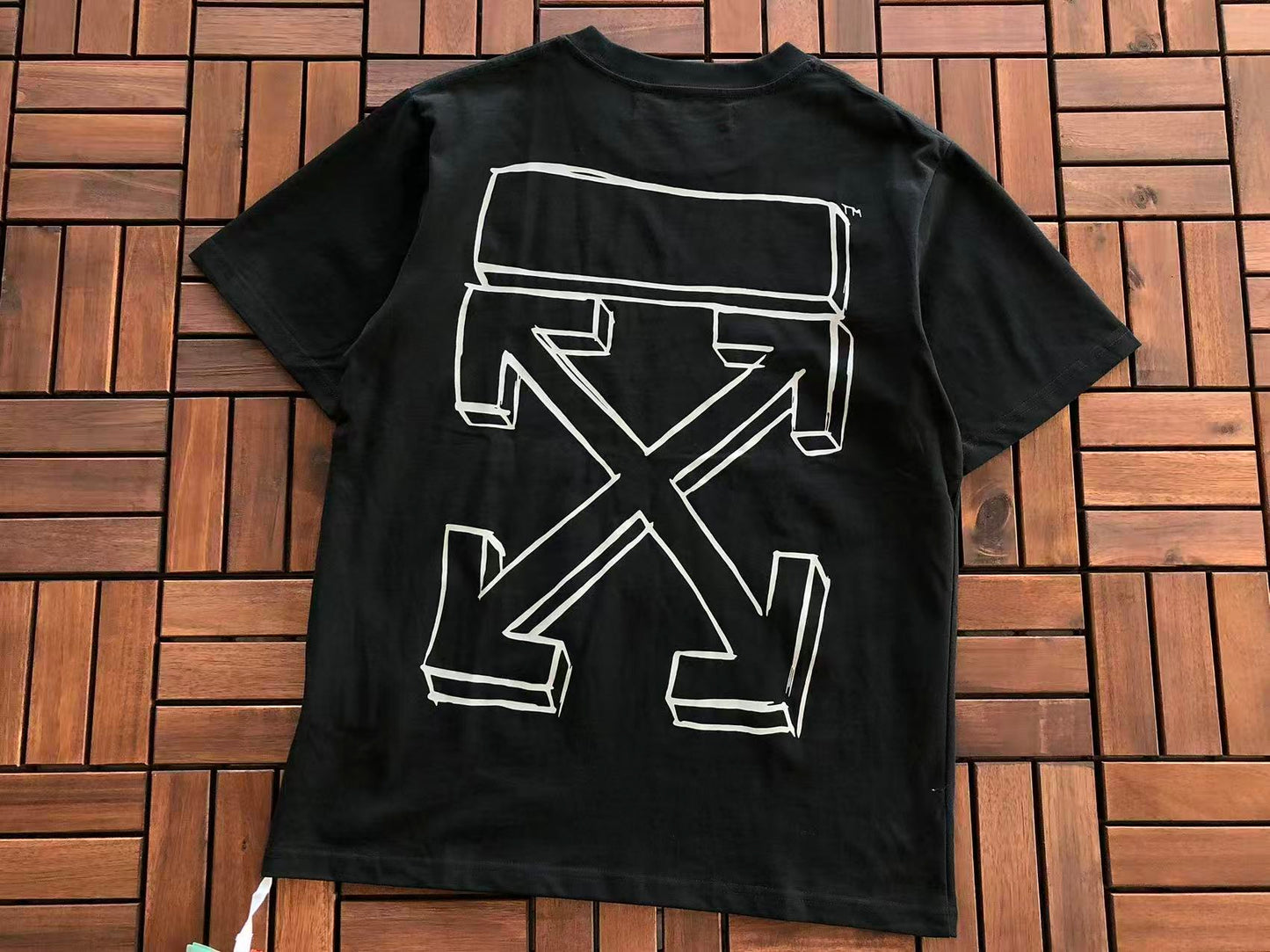 T-shirt Off