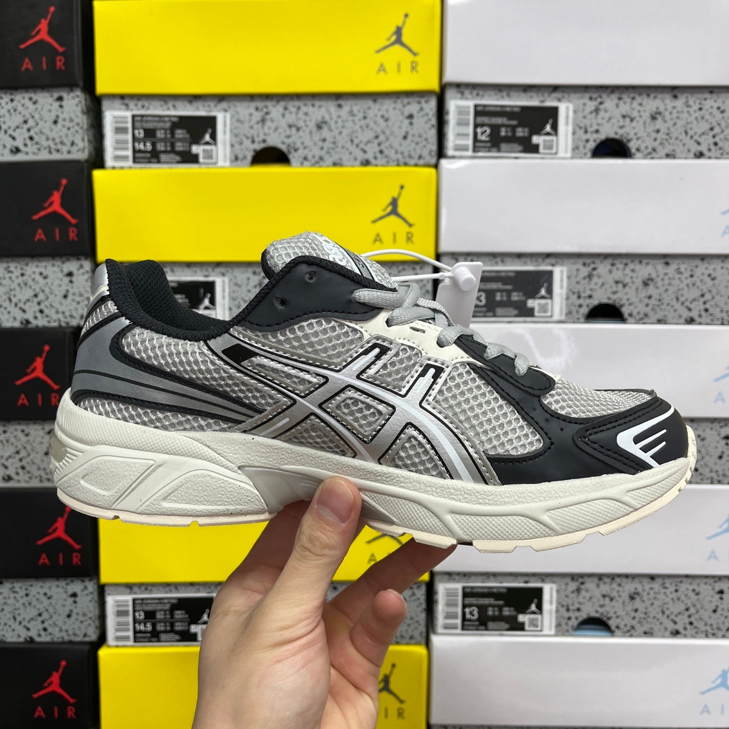 Gel-1130 Grey/Black