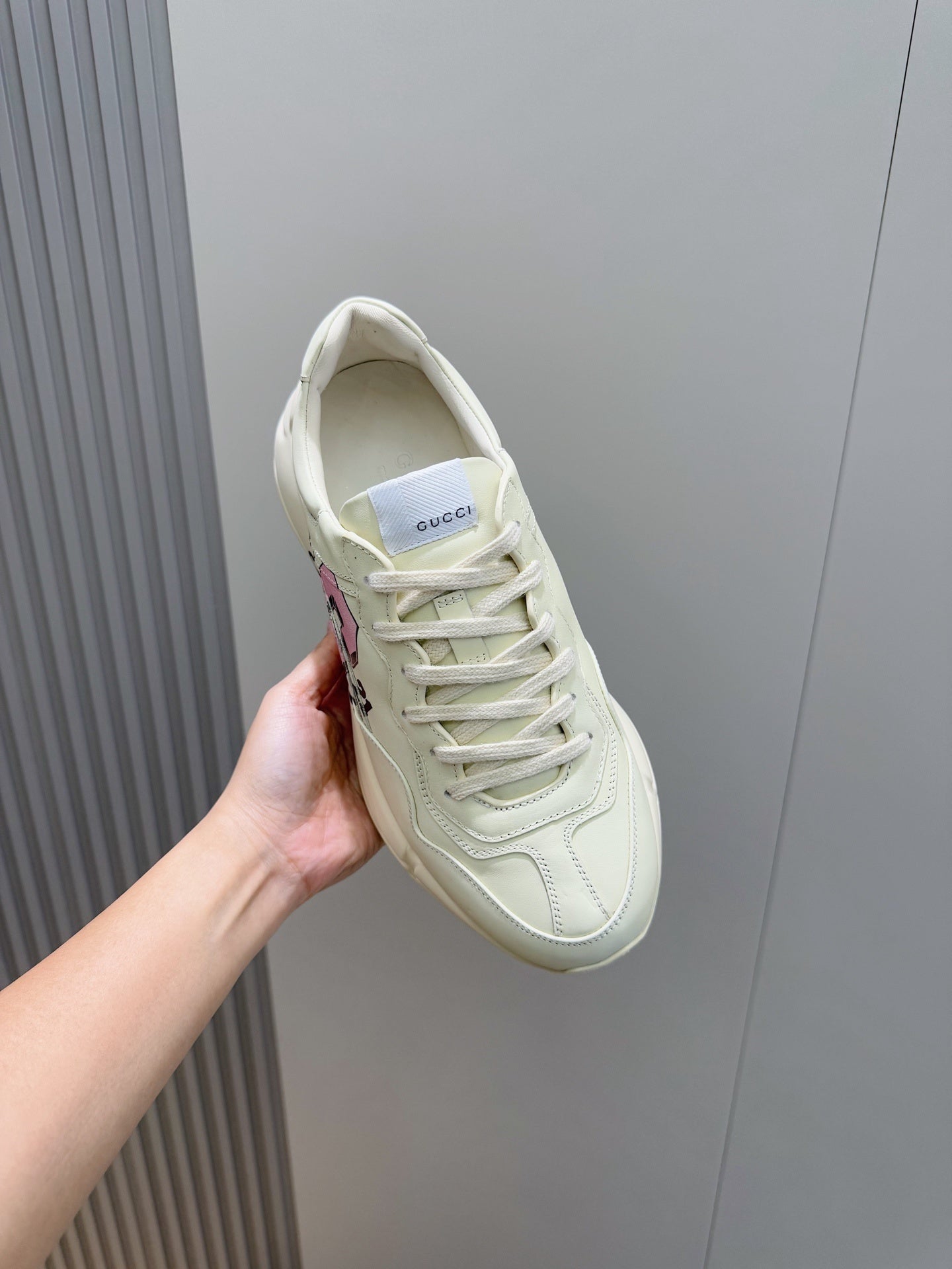Gu Shoes