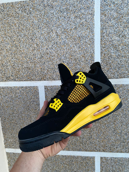 Air Jordan 4 Thunder