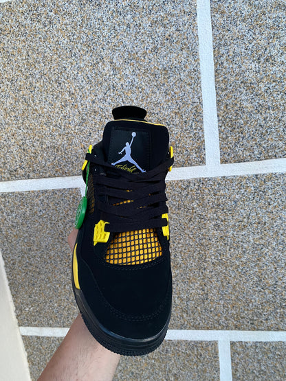 Air Jordan 4 Thunder