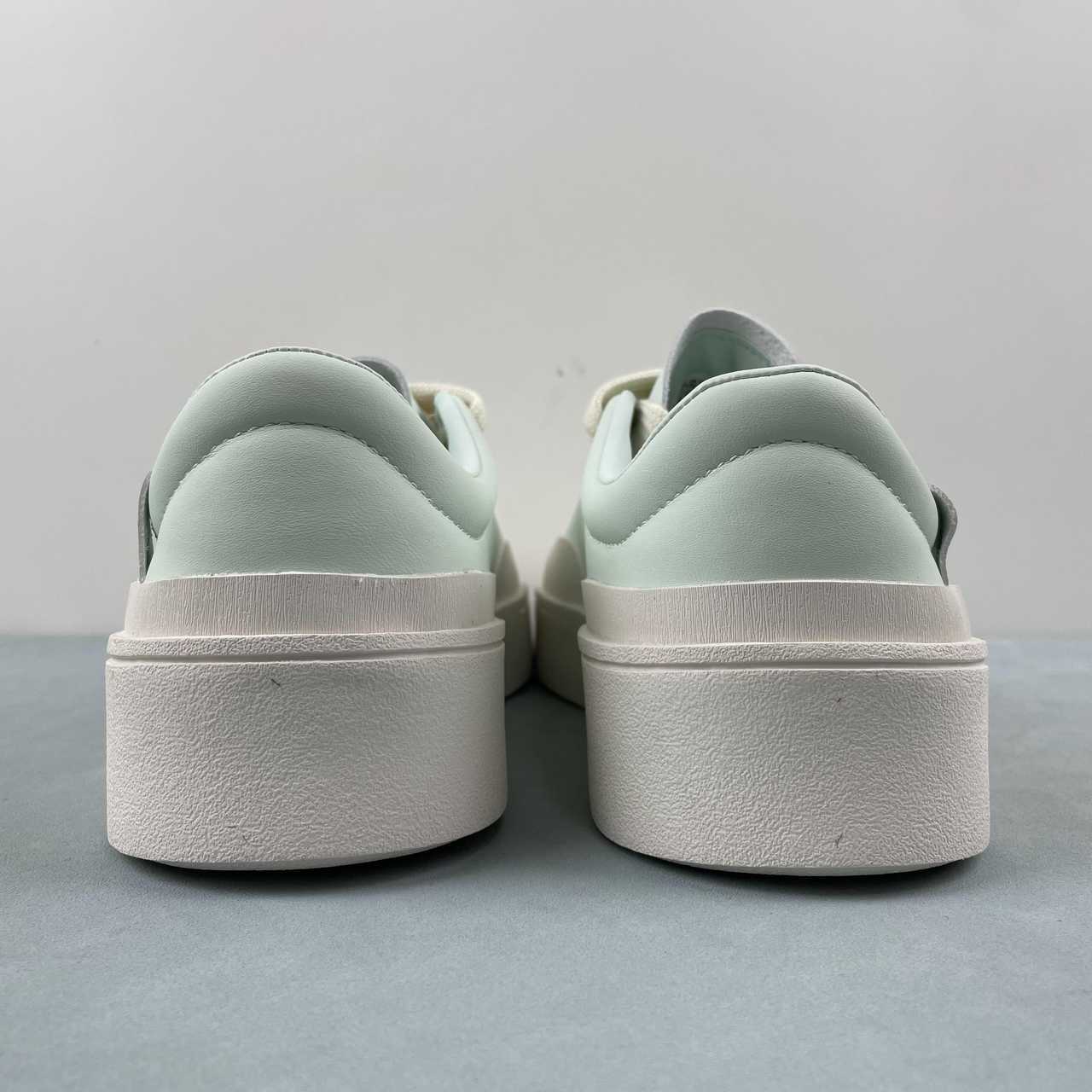 AD LABCOURT Light Blue White