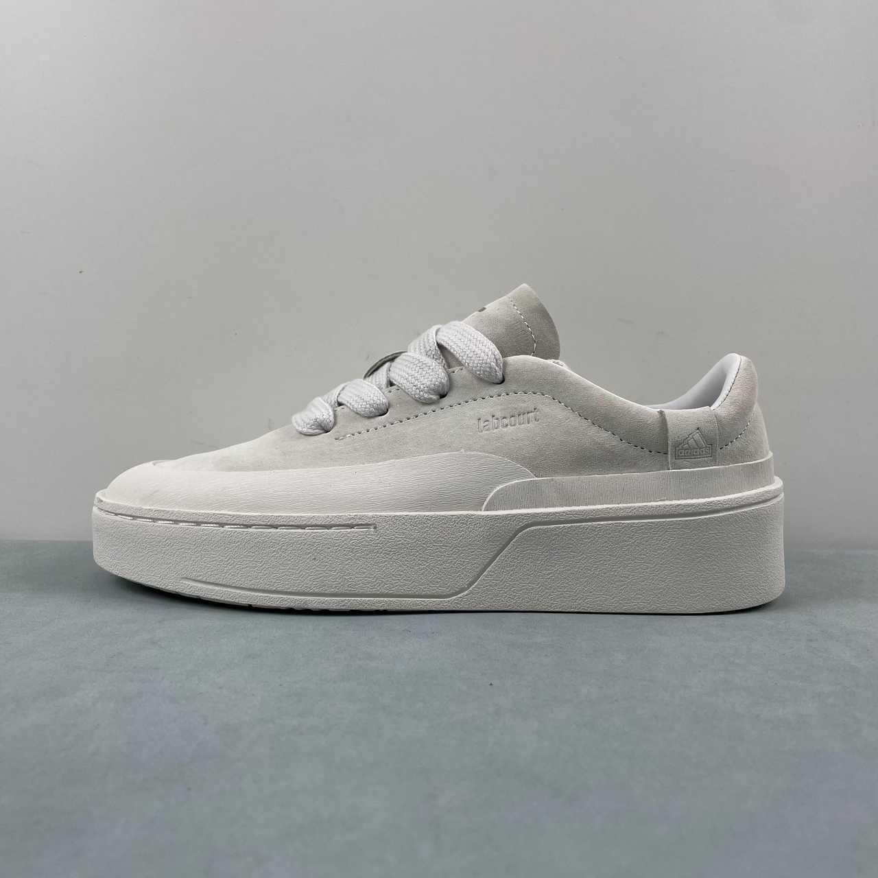AD LABCOURT Grey White