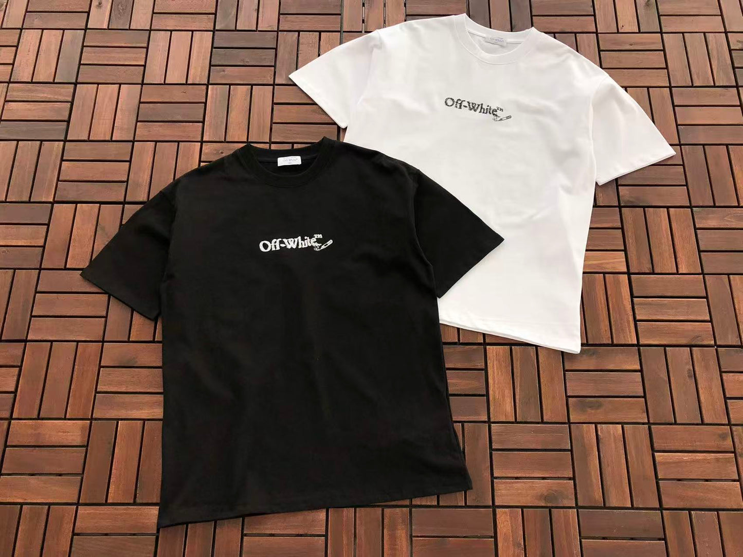 T-shirt Off