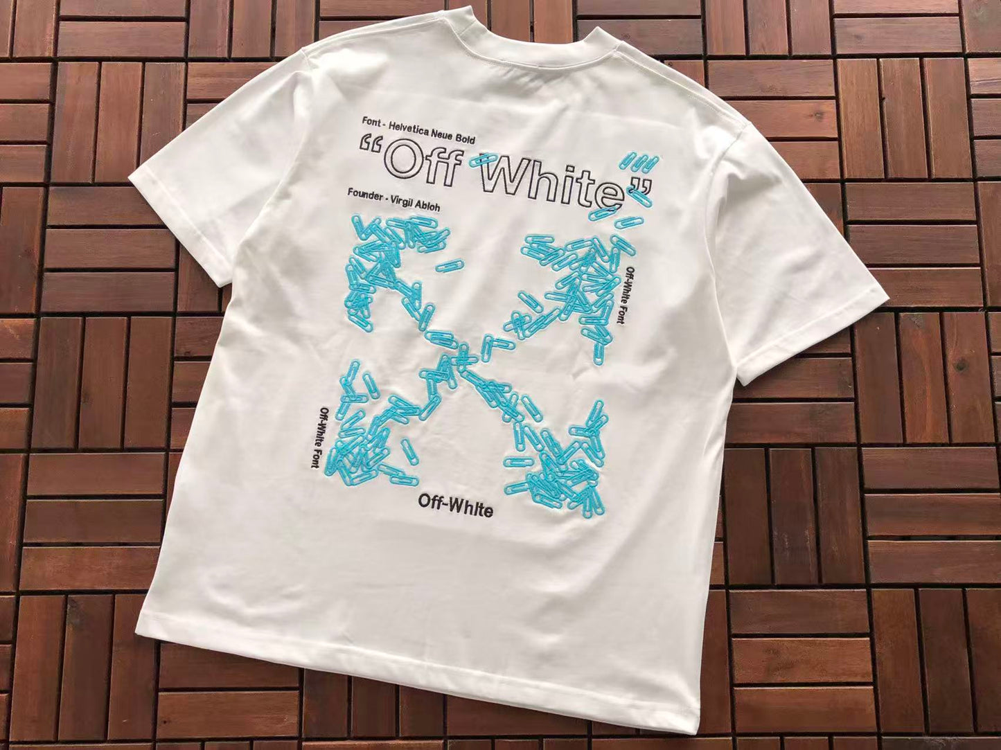 T-shirt Off