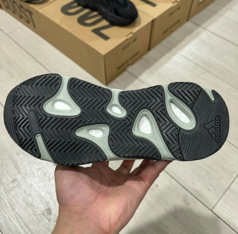 Yeezy 700 Salt