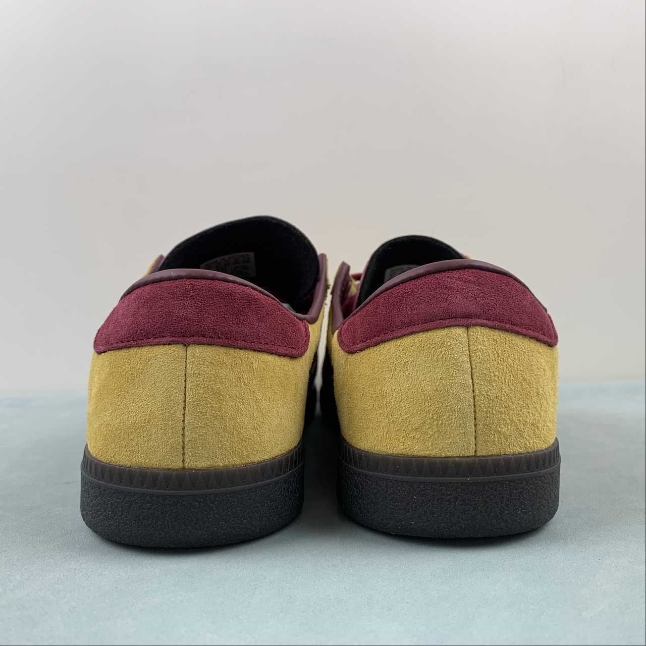 AD Bermuda Yellow Burgundy