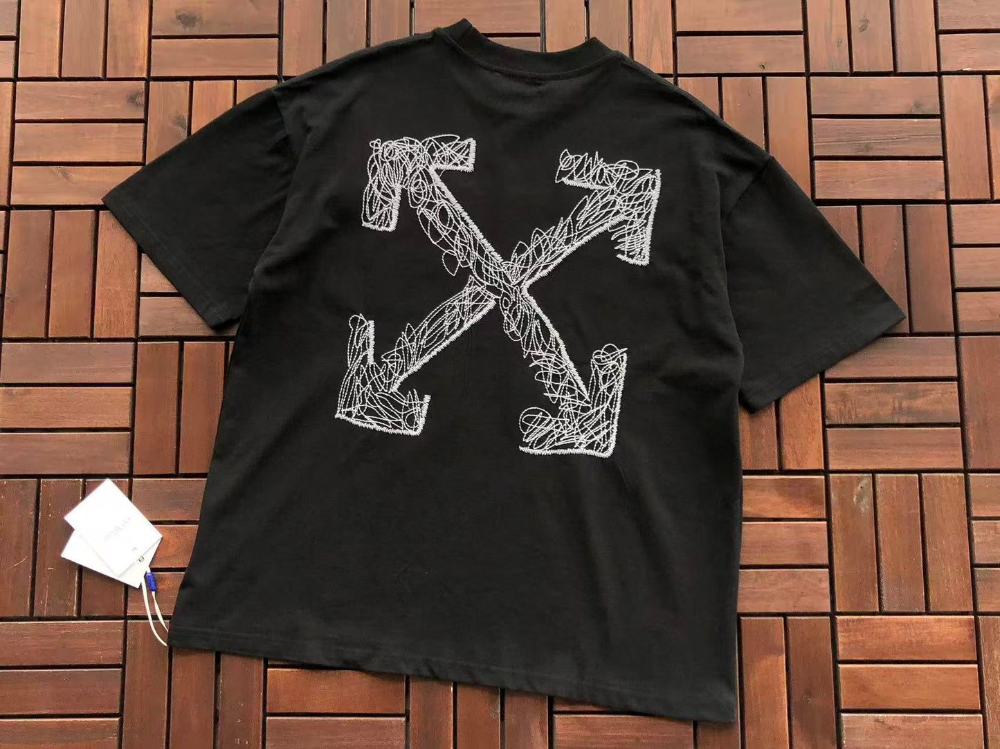 T-shirt Off