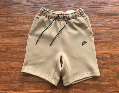 Calções Tech Fleece