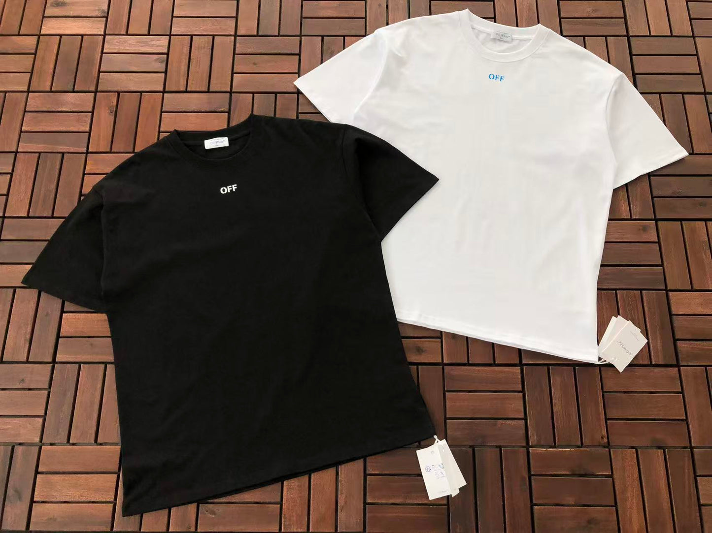 T-shirt Off