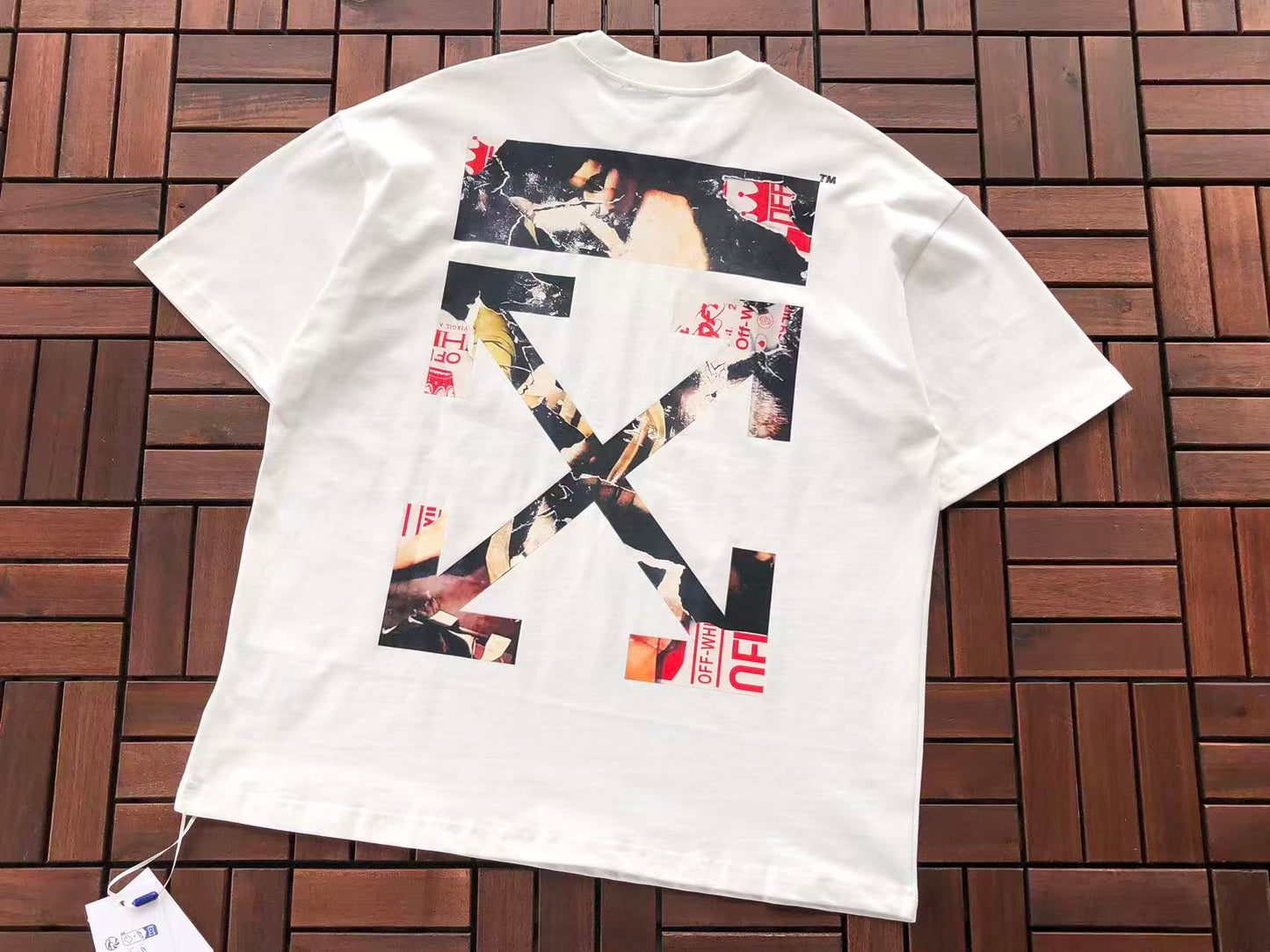 T-shirt Off