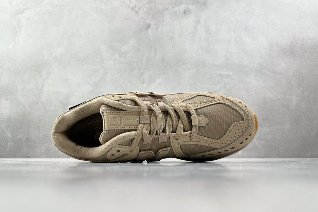 1906 Beige