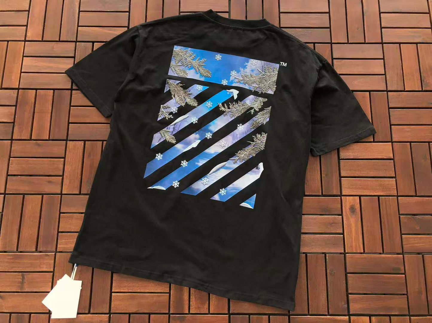 T-shirt Off