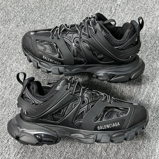 Balenciaga Track Black