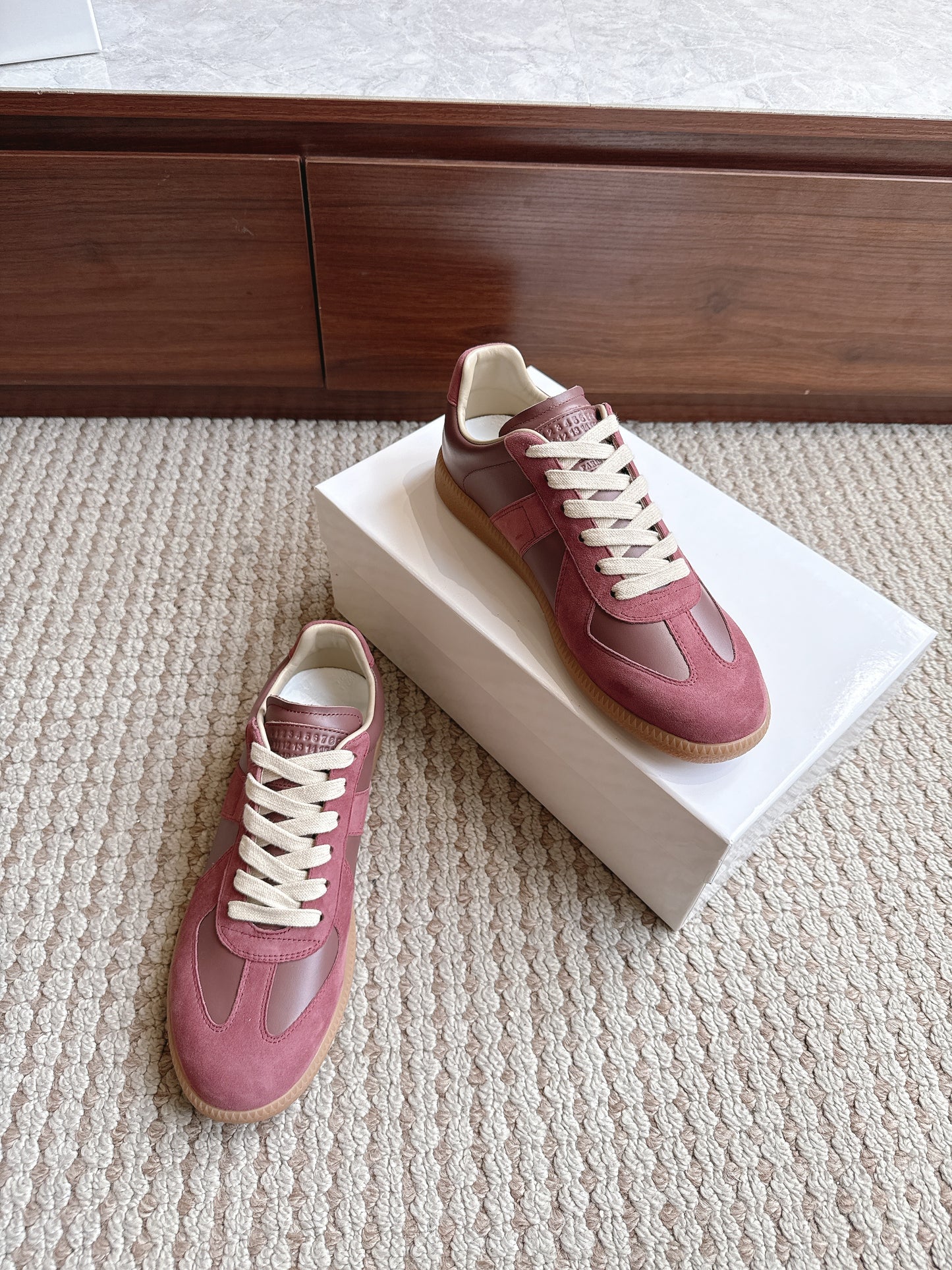 Maison Wine Gum Sole