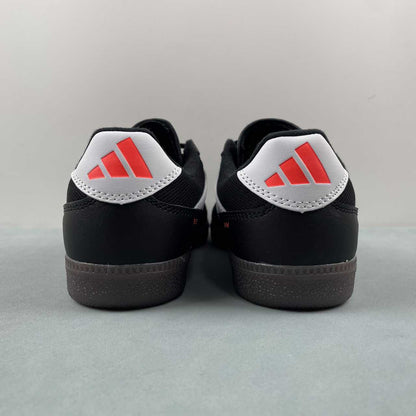 AD Predator Freestyle Black White