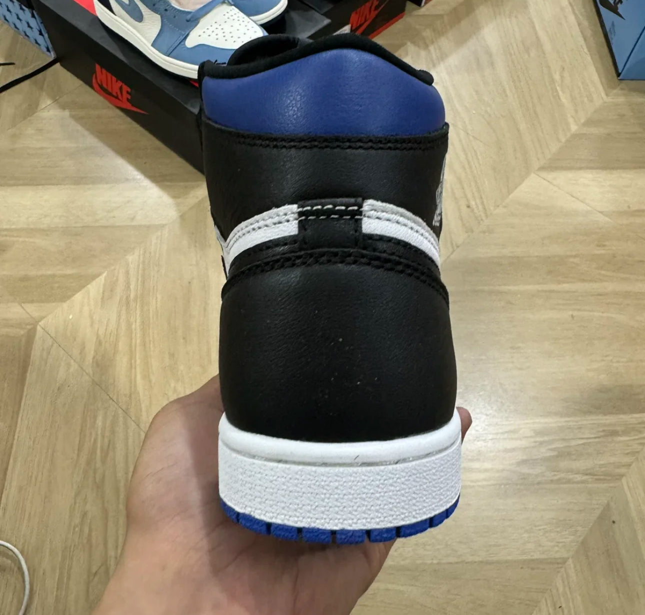 Air Jordan 1 Retro High OG Royal Toe