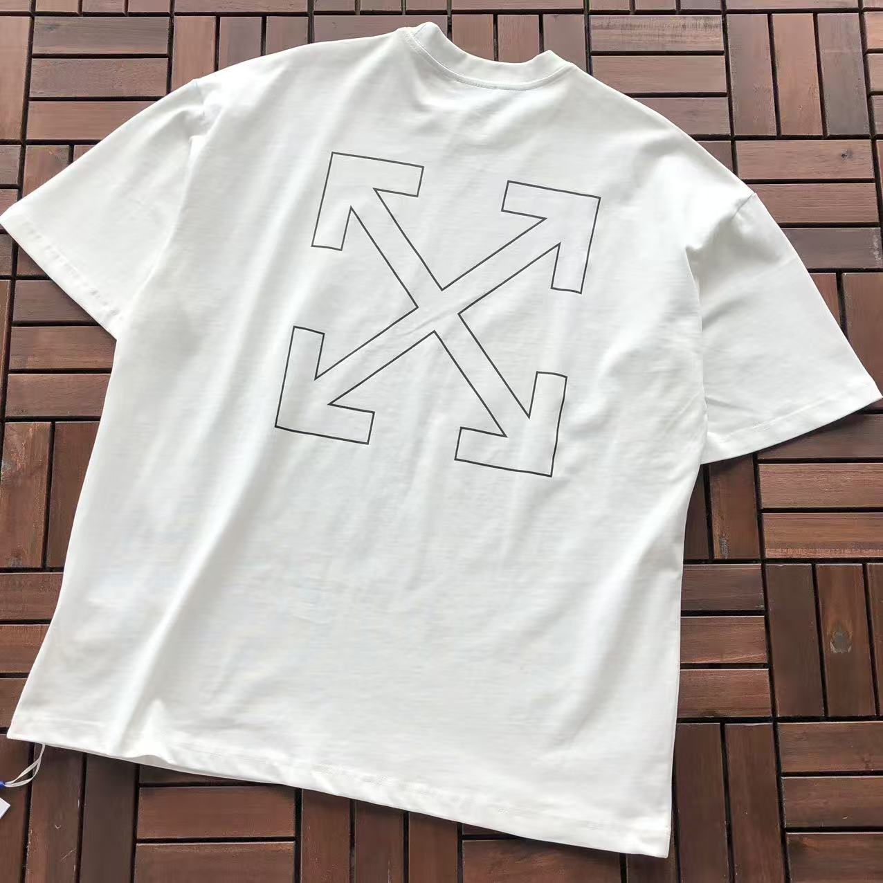 T-shirt Off