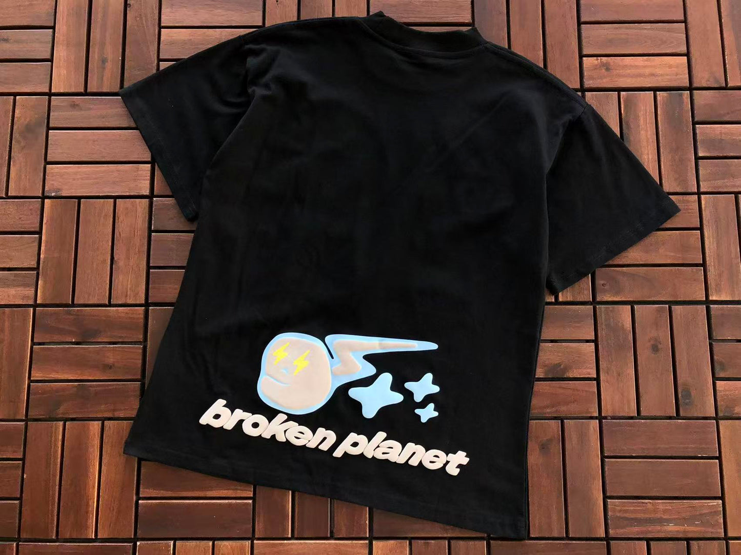 Broken T-shirt