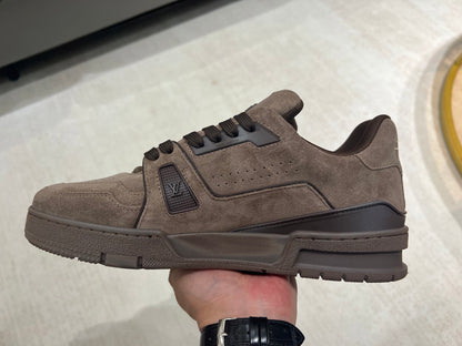 Trainer Brown