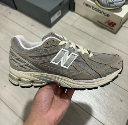 New Balance 1906R