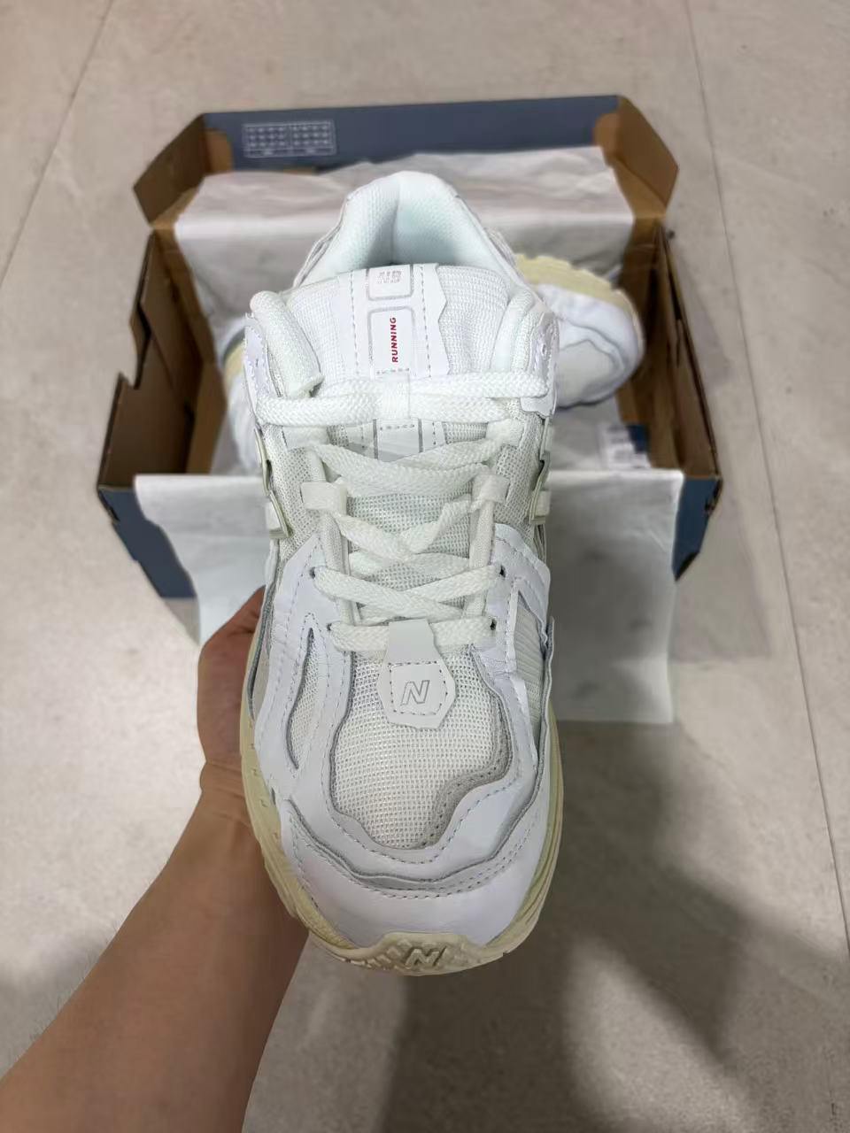 1906 Protection Pack White