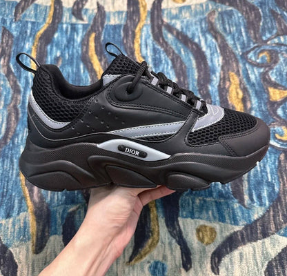 B22 Black