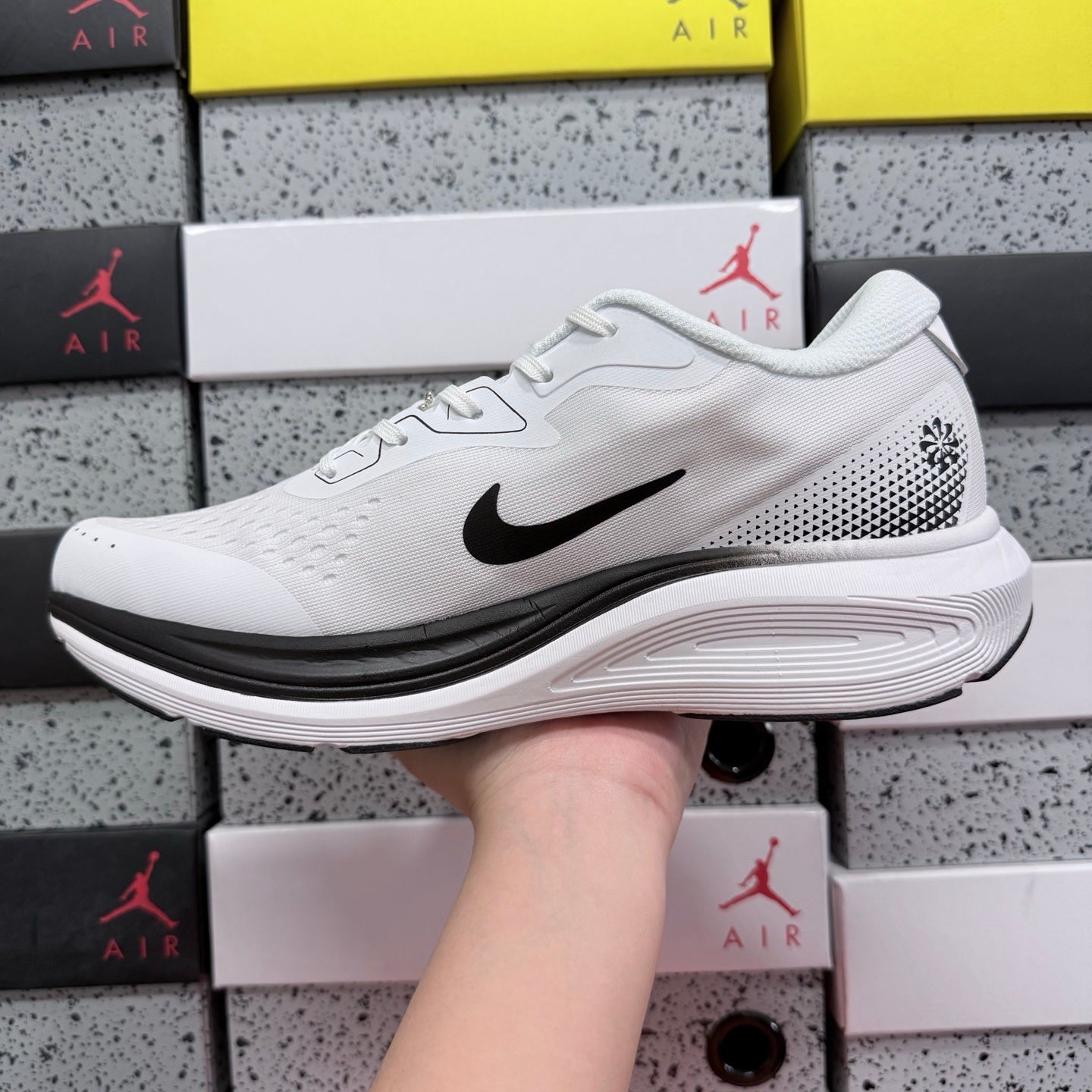 Nk Air Alphazoom White/Black