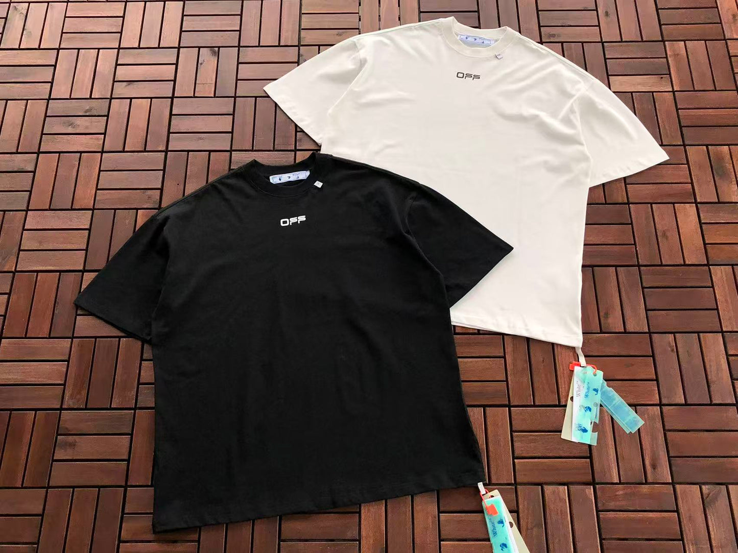 T-shirt Off