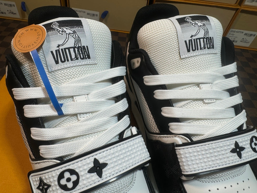 Trainer Star Black
