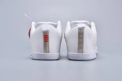 KB11 White Horse