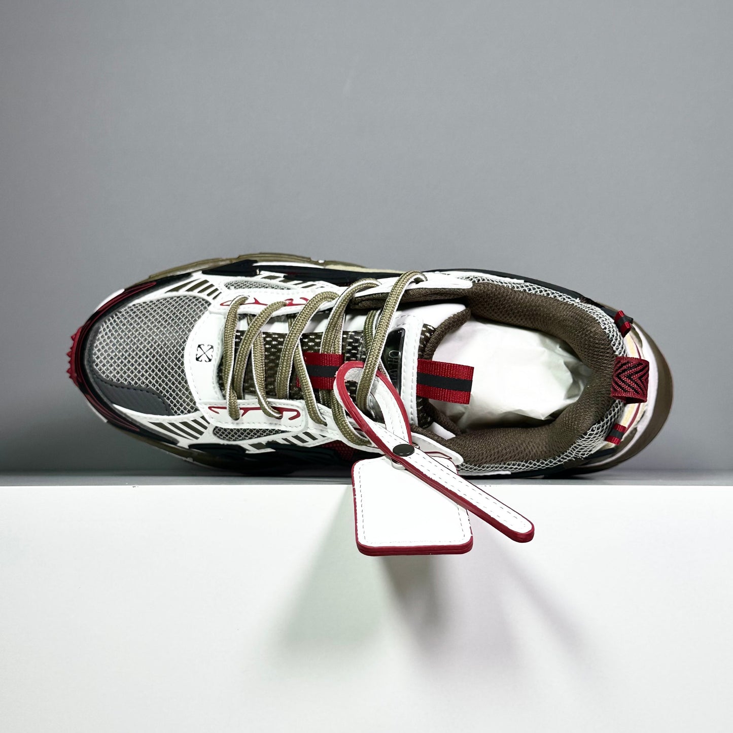 OF Be Right Back Haute Red Black
